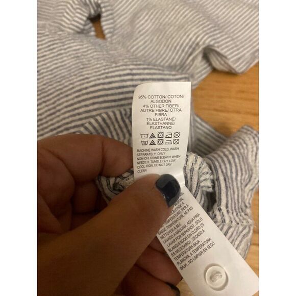 Lucky Brand Women's Striped v-neck Wrap Top With Puff Sleeves size Medium - Picture 7 of 8